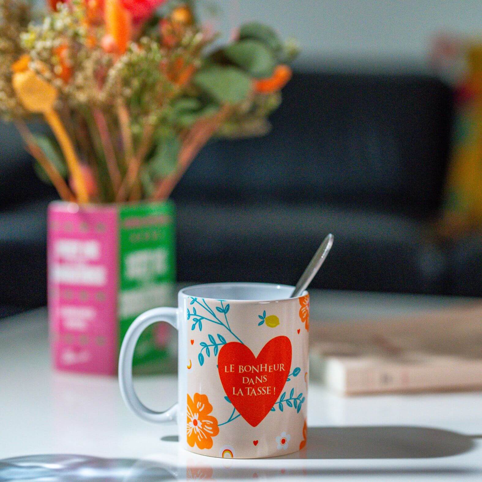 Mug Le Bonheur dans la Tasse orange avec un coeur